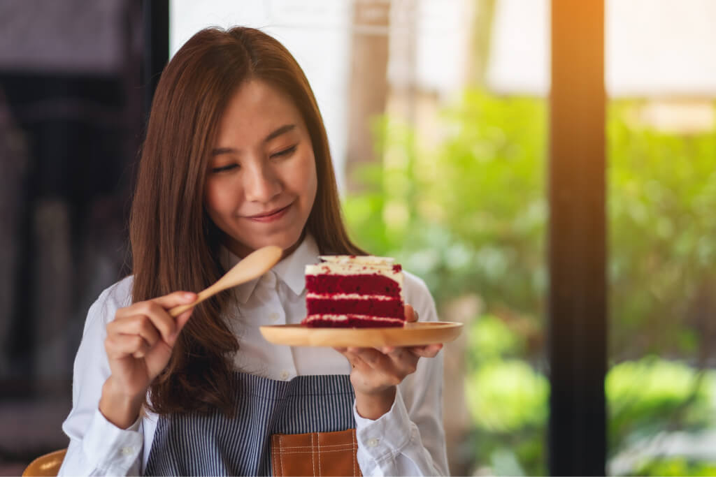 closeup-image-of-a-female-chef-baking-and-eating.jpg